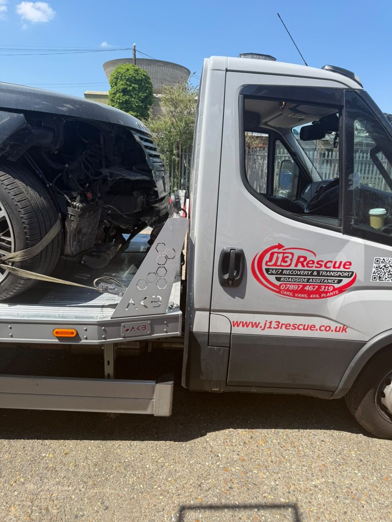 What Is Roadside Assistance Cover? – J13 Rescue Vehicle Recovery J13 Rescue recovering an accident-damaged Range Rover during roadside assistance and vehicle recovery in Berkshire.